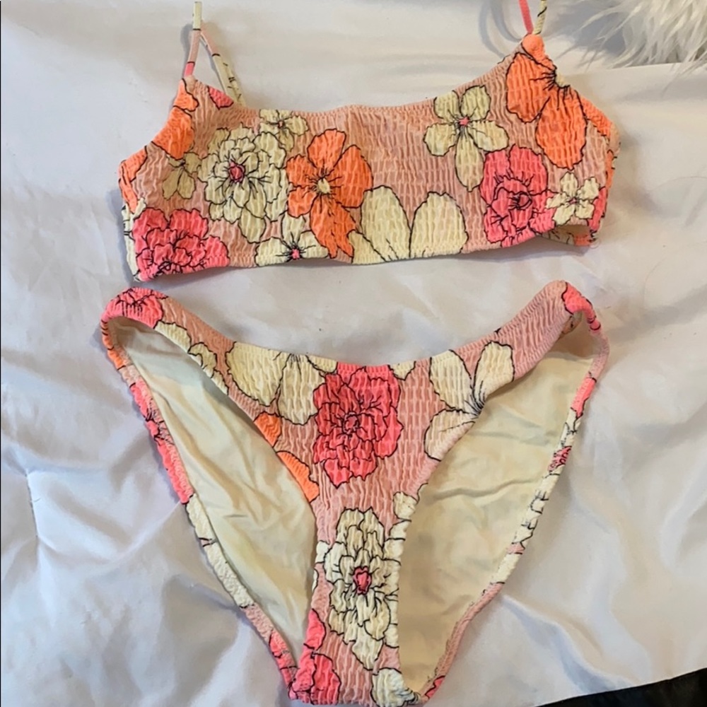 triangl swimsuit!